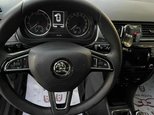 Skoda Rapid 2019 Ambition