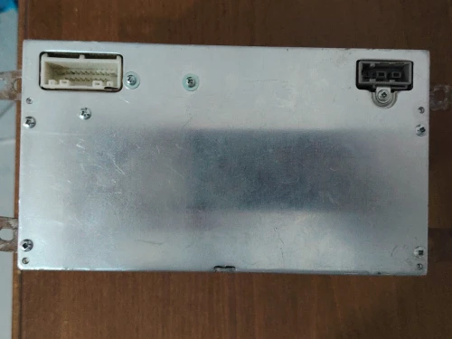 À vendre autoradio d'origine pour Nissan micra 2014 auxiliaire + cd mp3