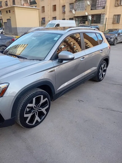 Volkswagen Taos 2023 SEL