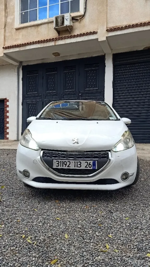 Peugeot 208 2013 Allure