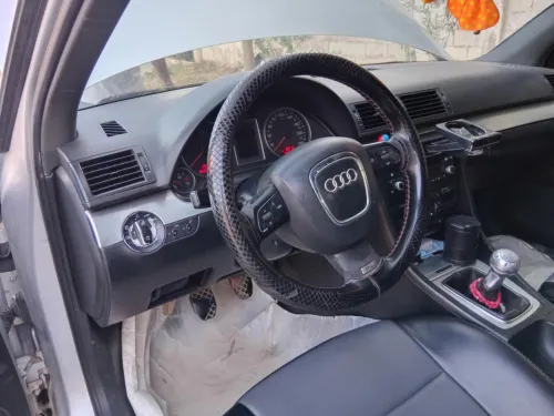 Audi RS4 2006 RS4
