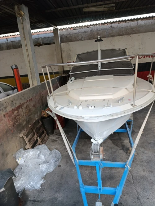 Bateau deux cabine 