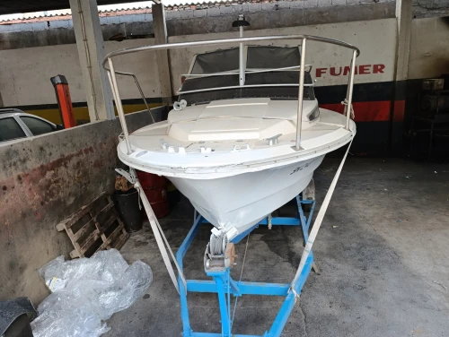 Bateau deux cabine 