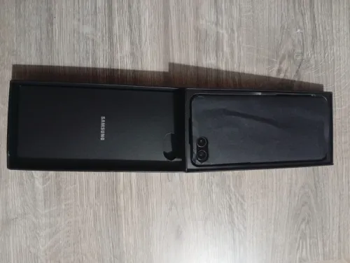 Samsung Z flip 5