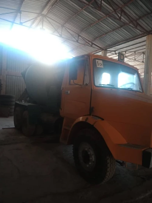 Camion malaxeur 7m3