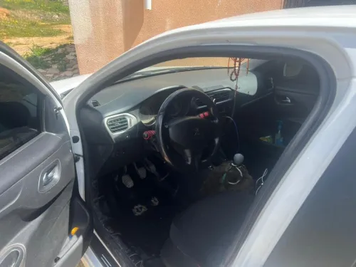Renault 301 2013 