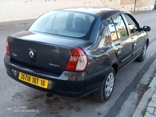 Renault Clio Classique 2007 مافيهاش صبيغة مشيا 99لف سومونا 245 مرهيش بعيدة