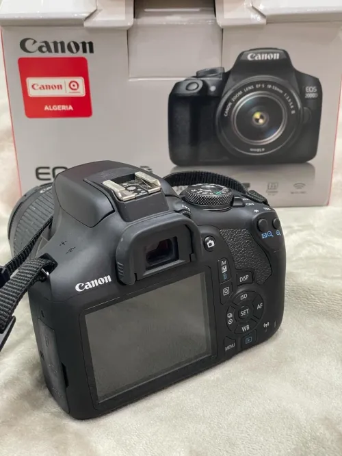 Canon 2000D