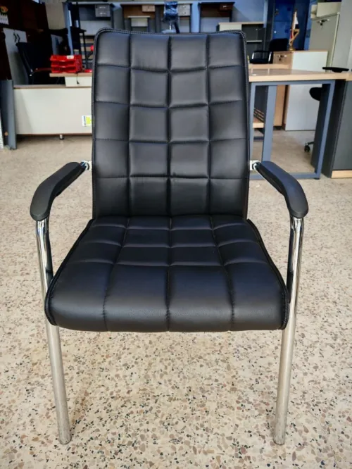 Chaise visiteur Importation