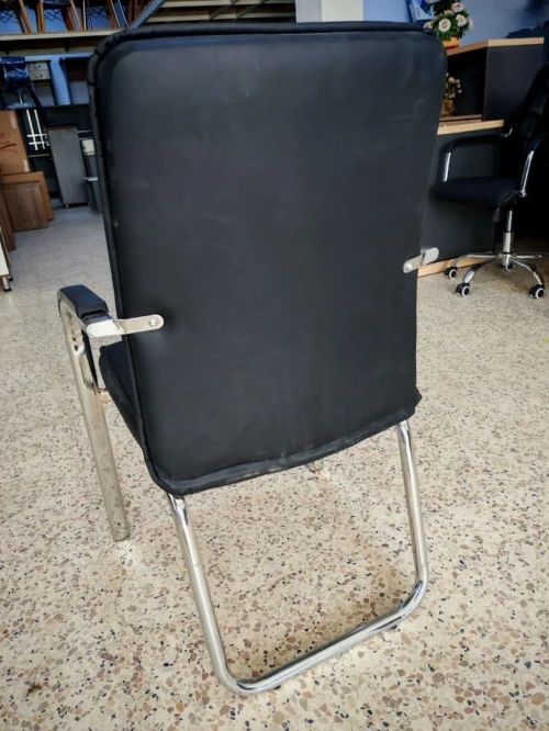 Chaise visiteur Importation