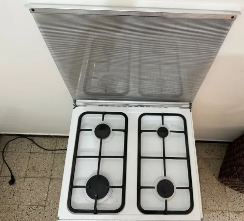Cuisiniere ENIEM 