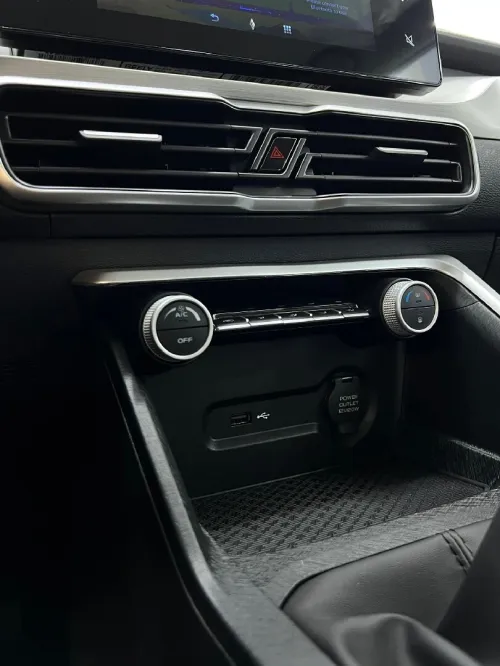 Geely Coolray 2026 