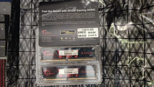 RAM G-SKILL 8Gx2 DDR4-3000 CL 16-18-18-38