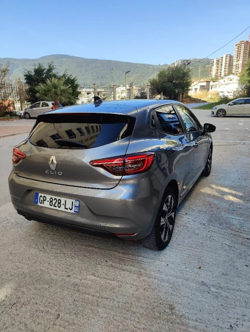 Renault Clio 5  2023 Evolution