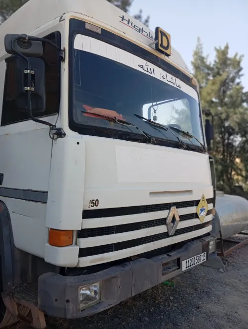 Renault moteur 65 Tracteur Renault 4x2 année 1987 1987