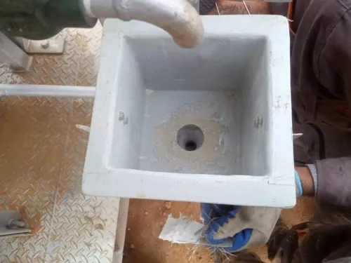 Réparation en PRV / GRP Fibre de verre / fiberglass / Citernes / cuves / conduites / tuyaux
