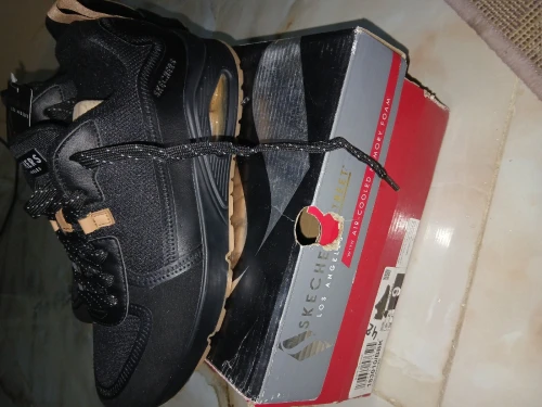 Skechers
