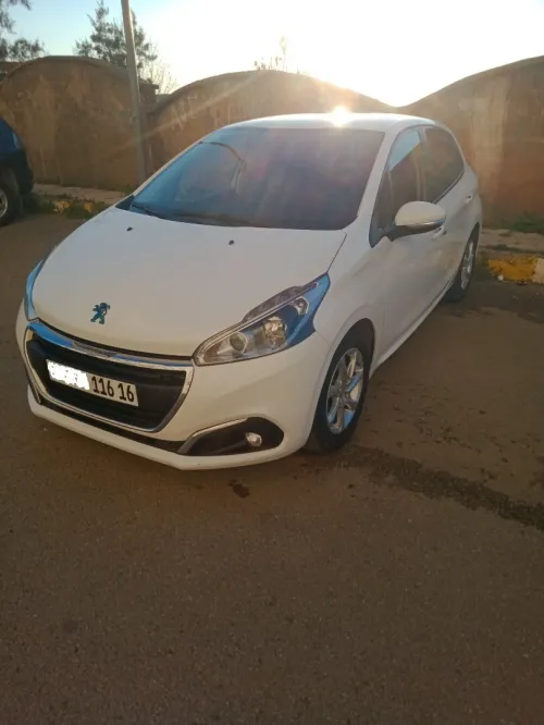 Peugeot 208 2016 Active Facelift