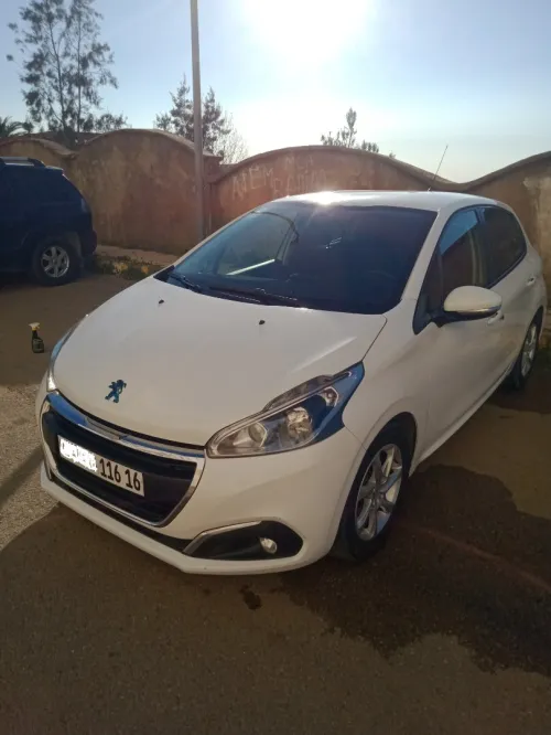Peugeot 208 2016 Active Facelift