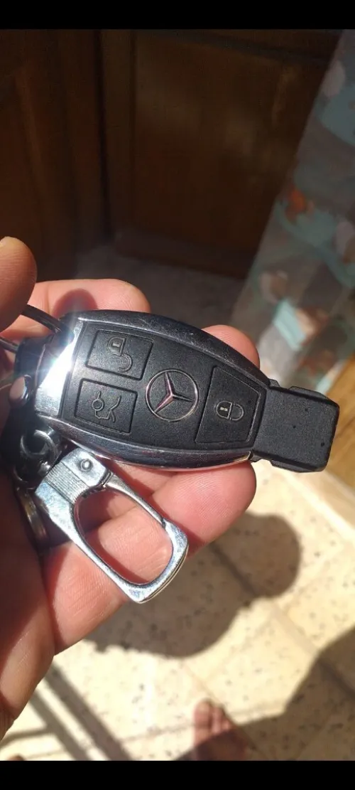 تصليح وبرمجة جميع أنواع مفاتيح السيارات