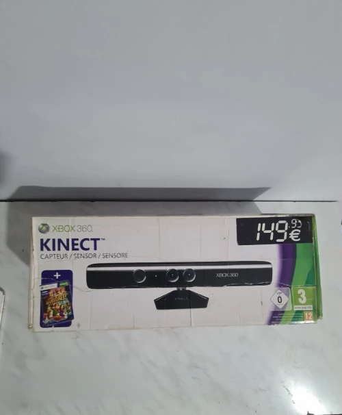 Xbox Kinect بحالة جيدة للبيع