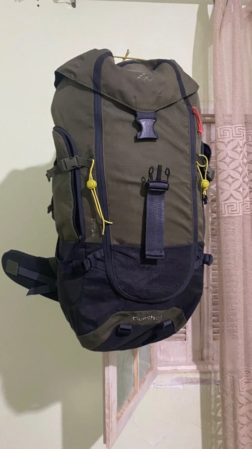حقيبة تخييم Queshua 70 L