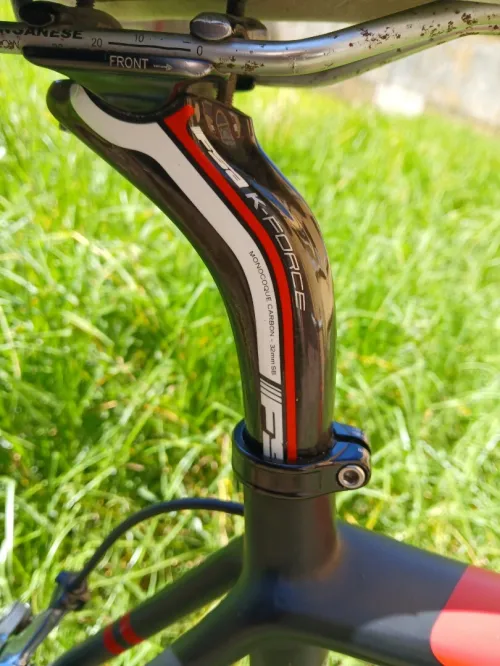 Vélo de route carbone American