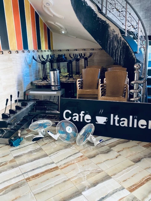 Matériel, cafétéria