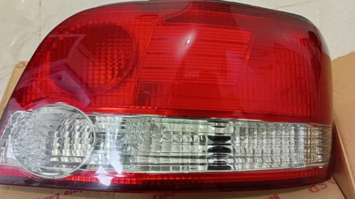 Feux arrière Mitsubishi galant 
