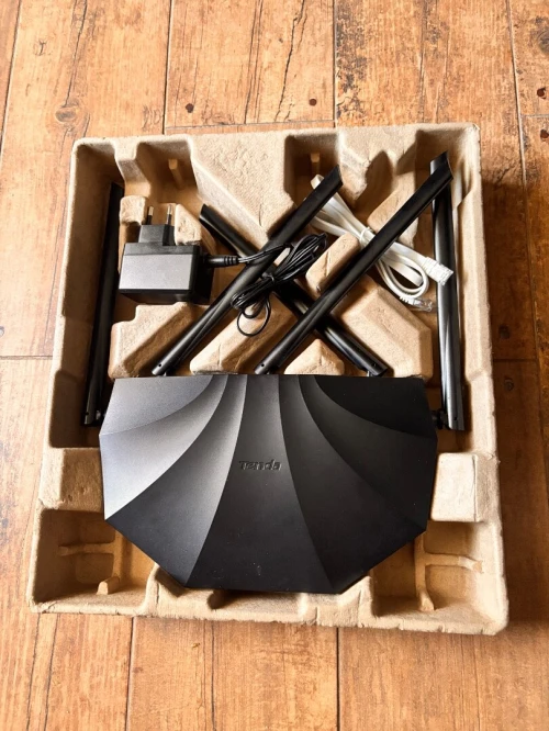 Tenda TX2 PRO
