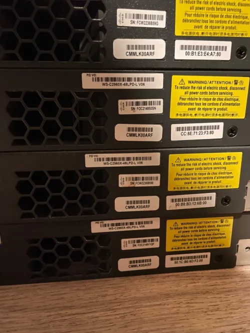 Cisco WS-C2960X-48LPD-L + 2 Ports 10 Giga SFP+