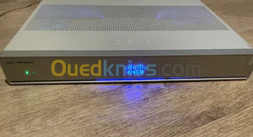 Routeur Cisco ISR C1111-4P