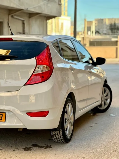 Hyundai Accent RB  5 portes 2018 Préstige