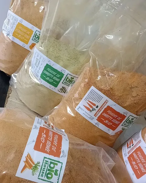 مجفف الشخشوخة و العجائن و الخضر و الفواكه و الاعشاب الطبية  séchoir alimentaire
