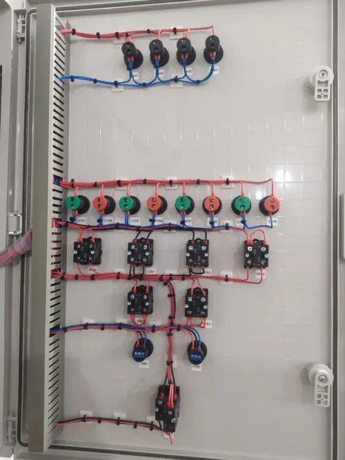 CABLAGE DES ARMOIRES ELECTRIQUES