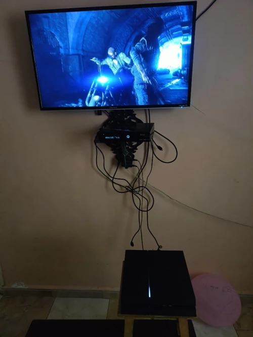 PS4 fat 1 tb avec CD Blu Ray de flash