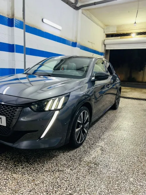 Peugeot 208 2023 GT