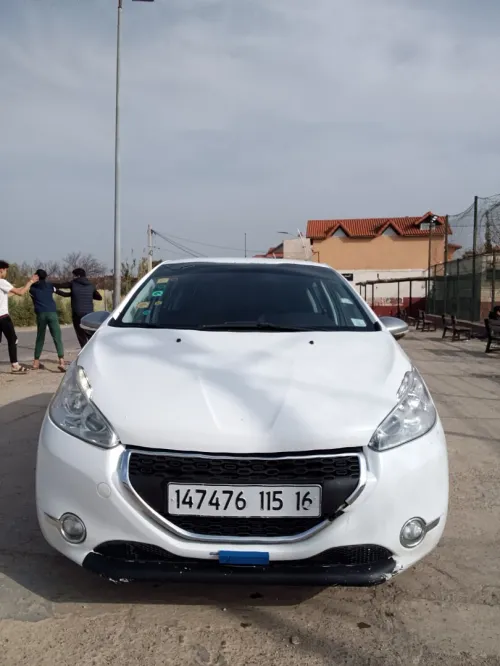 Peugeot 208 2015 Active