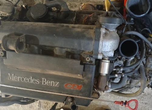Moteur vito mercedes dci