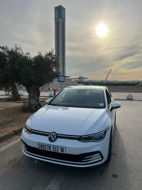 Volkswagen Golf 8 2023 Active