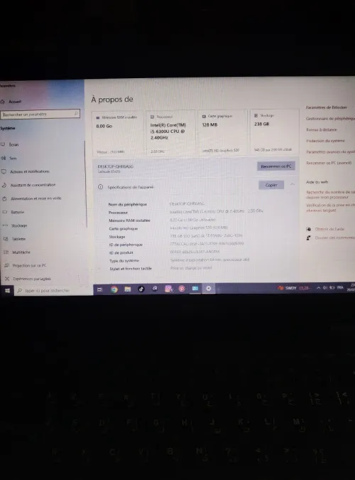 للبيع حاسوب نوع Dell Latitude