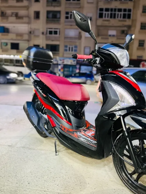 Sym St 2025