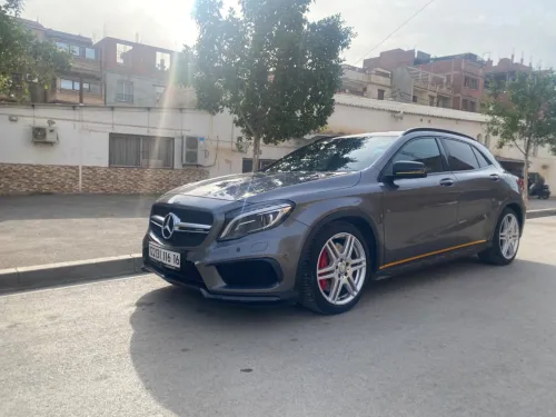 Mercedes GLA 2016 45 AMG