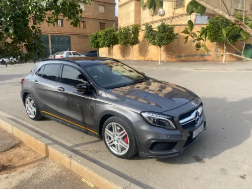 Mercedes GLA 2016 45 AMG