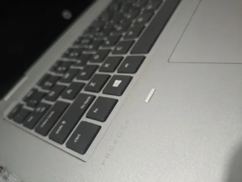 PC Portable HP ProBook 640 G4 i5 8ème Gén 8Go RAM SSD 238Go