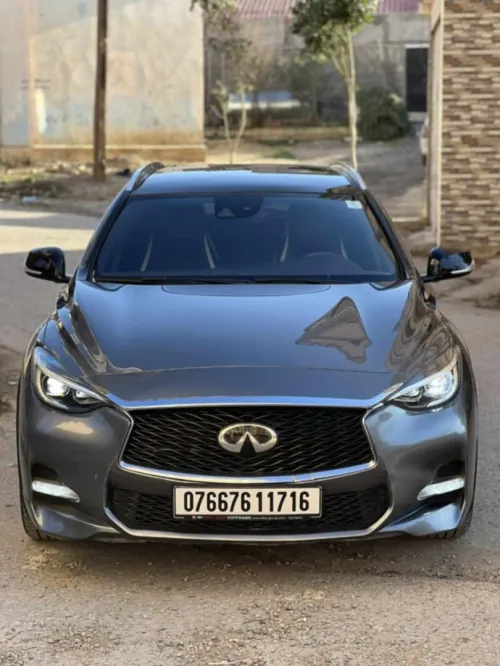 Infinité Awd 2017 