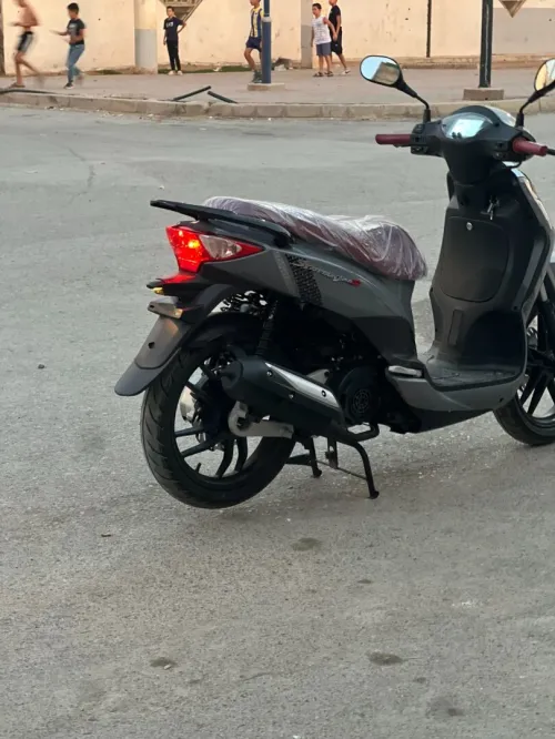 Sym S 2025