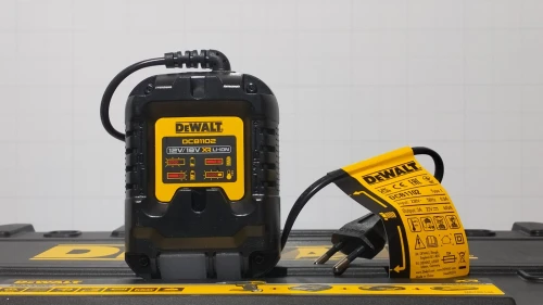 visseuse perceuse a percussion DEWALT 18V 2025