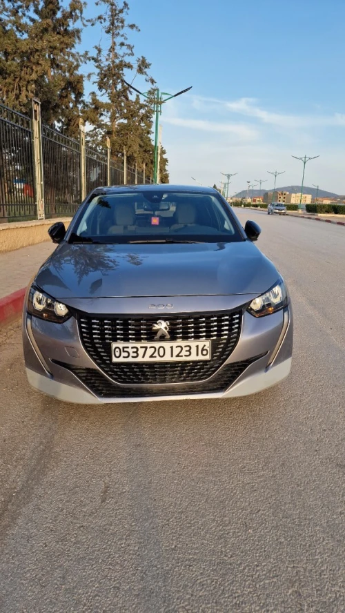 Peugeot 208 2023 Allure Pack