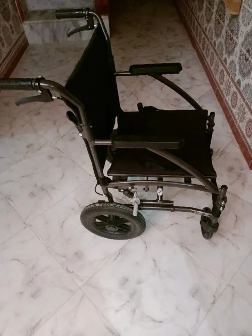 Chaise roulante 